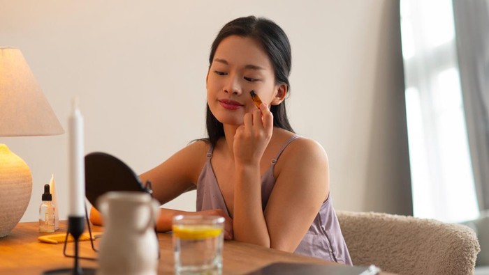 5 Kebiasaan Malam Perempuan 'Menolak Tua'