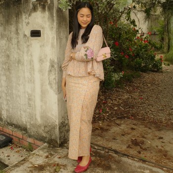 Get The Look: Inspirasi Outfit Manis dan Elegan ala Rania Yamin