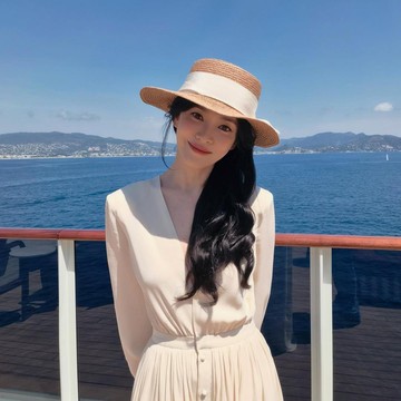 5 Gaya Fashion Aktris Korea yang Modis dan Awet Muda di Usia 40-an