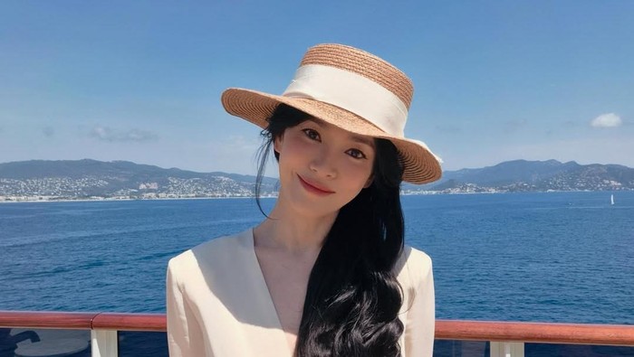 5 Gaya Fashion Aktris Korea yang Modis dan Awet Muda di Usia 40-an