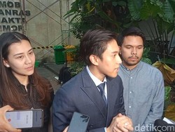 Thariq dan Aaliyah Prihatin pada Jemaah Hanania yang Gagal Umrah