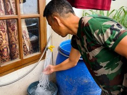 Warga Condet Rasakan Air PAM JAYA Lebih Jernih, Pengeluaran Lebih Hemat