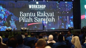 Ketua Umum Partai Amanat Nasional (PAN), Zulkifli Hasan, menginstruksikan seluruh kader partai untuk turun langsung membantu masyarakat menyelesaikan persoalan lingkungan hidup, dimulai dari langkah paling mendasar: memilah sampah dari rumah. Pesan b