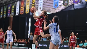 Universitas Surabaya (Ubaya) putri memastikan diri sebagai juara Grup D Basketball Campus League The Nationals usai mengalahkan Universitas Kristen Maranatha 97-71. (Dok. Campus League)
