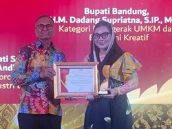 Majukan Pertanian Brebes, Bupati Paramitha Raih Penghargaan Disway
