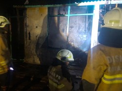Lansia Tewas Terbakar Dalam Kamar Kontrakan di Bandung