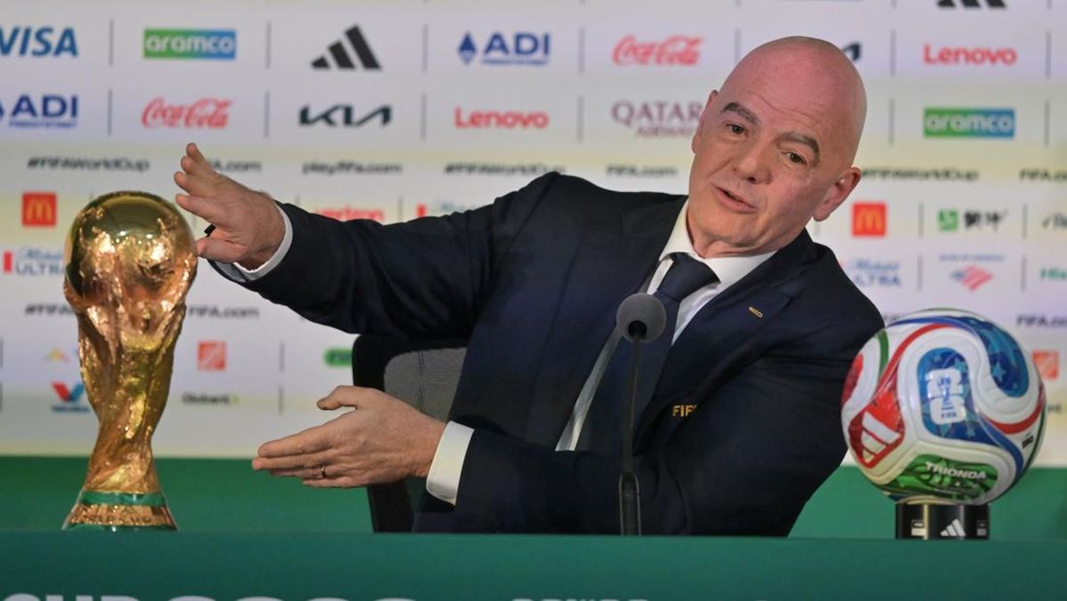 Presiden FIFA Minta Maaf soal Kontroversi Jual Saham Piala Dunia