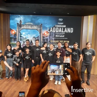 Titi Kamal Comeback ke Horor, 'Perumahan Laddaland' Hadirkan Teror Psikologis Mencekam