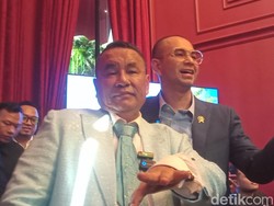Bawa Saksi Kunci, Raffi Ahmad Buktikan Tak Pernah Lakukan Transaksi di Blueray