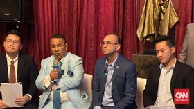 Raffi Ahmad buka suara secara langsung setelah namanya disebut dalam dugaan suap di lingkungan Direktorat Jenderal Bea dan Cukai. Ia membantah tuduhan keterlibatannya dalam dugaan korupsi importasi tersebut.
