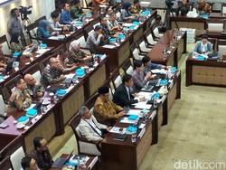 Target Pendapatan Negara Naik 12% Tahun Depan, Minuman Manis Kena Cukai
