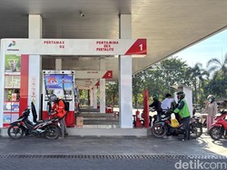 Cerita Ojol Surabaya yang Tetap Beli Pertamax Meski Harga Naik