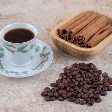 Tambahkan Bumbu Dapur Ini ke Kopi, Bisa Hilangkan Kantuk dan Risiko Diabetes Menurun