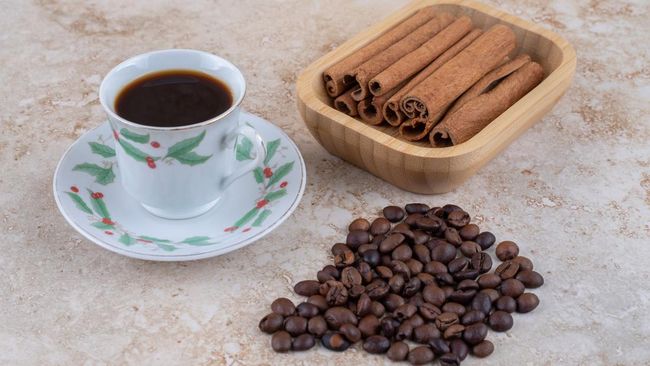 Tambahkan Bumbu Dapur Ini ke Kopi, Bisa Hilangkan Kantuk dan Risiko Diabetes Menurun