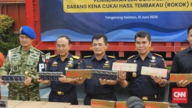 Direktorat Jenderal Bea dan Cukai (DJBC) Kementerian Keuangan menggagalkan peredaran 8,2 juta batang rokok ilegal dalam operasi penindakan di kawasan Pelabuhan Penyeberangan Merak-Bakauheni.