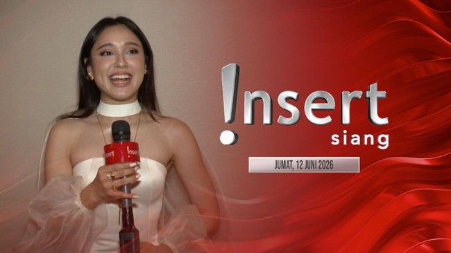 Insert Siang: Effortless Tapi Tetap Stunning, Intip Fashion ala Yasmin Napper