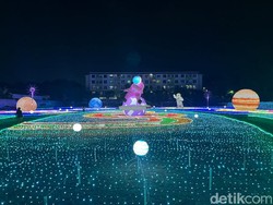 GOR Ken Arok Malang Disulap dengan 5 Juta Lampu Warna-warni