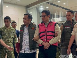 Tersangka Kasus MBG, Bos Vendor Motor Listrik Emmo Ditahan Kejagung