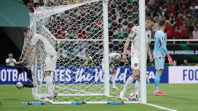 Soccer Football - FIFA World Cup 2026 - Group A - South Korea v Czech Republic - Estadio Guadalajara, Guadalajara, Mexico - June 11, 2026 Czech Republic players look dejected after conceding their second goal REUTERS/Amanda Perobelli