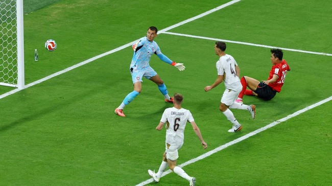 Soccer Football - FIFA World Cup 2026 - Group A - South Korea v Czech Republic - Estadio Guadalajara, Guadalajara, Mexico - June 11, 2026 South Korea's Oh Hyeon-gyu scores their second goal REUTERS/Daniel Becerril
