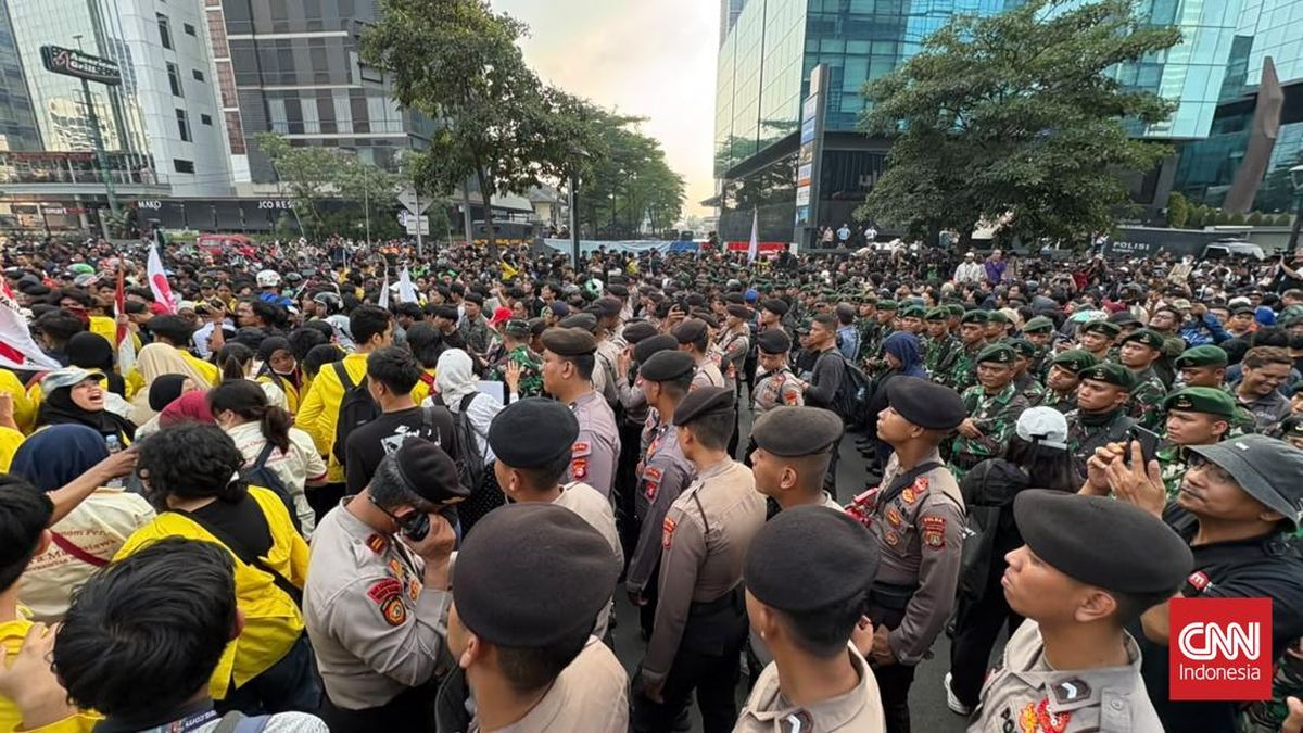 Polisi Alihkan Arus Lalu lintas Semanggi ke Bundaran HI