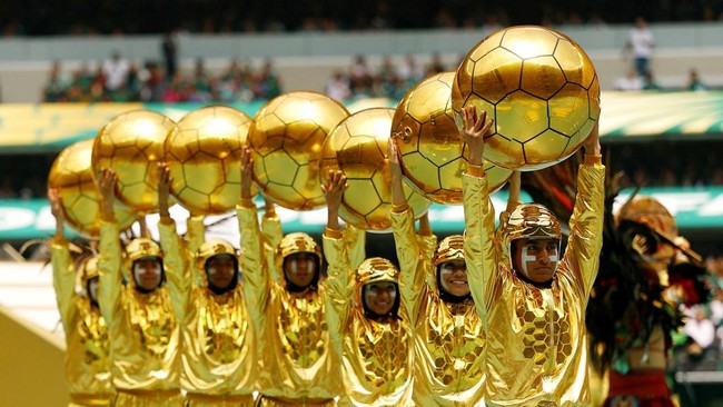 Soccer Football - FIFA World Cup 2026 - Group A - Mexico v South Africa - Estadio Azteca, Mexico City, Mexico - June 11, 2026 General view of performers during the opening ceremony before the match REUTERS/Hannah Mckay