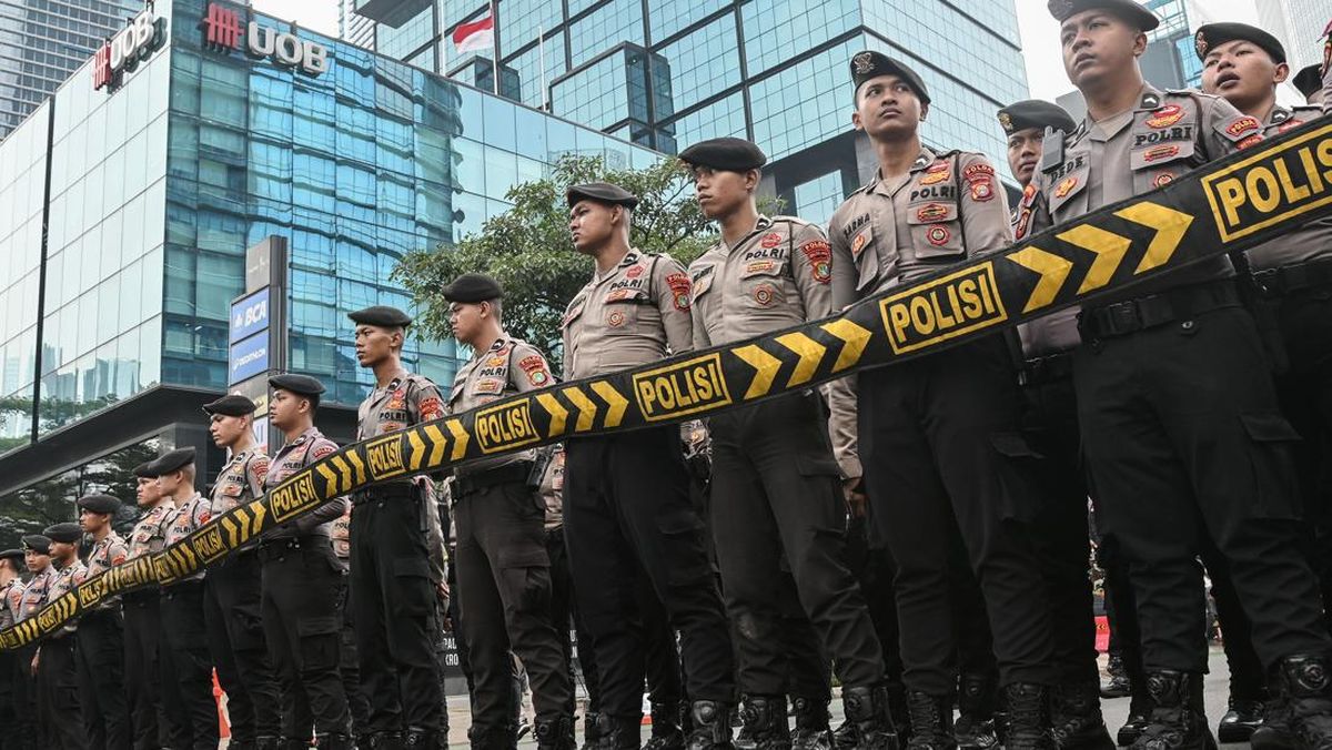 Polisi Kerahkan 4.576 Aparat Kawal Demo di DPR hingga BGN
