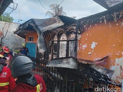 Kebakaran Hanguskan 32 Petak Rumah hingga Gudang Onderdil Motor di Padang