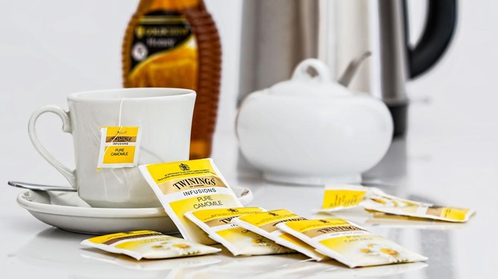 Teh dan kopi sachet boleh dibawa pulang oleh tamu dari kamar hotel