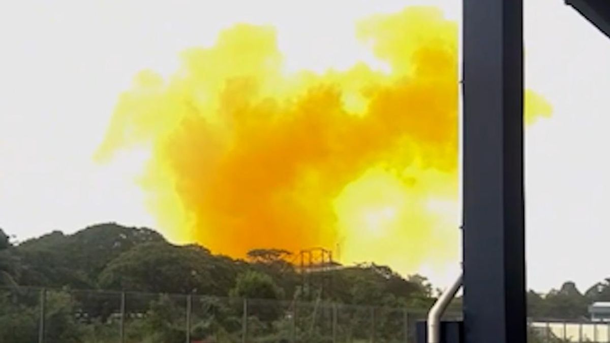 Viral Asap Kuning Membumbung di Atas Johor, Malaysia
