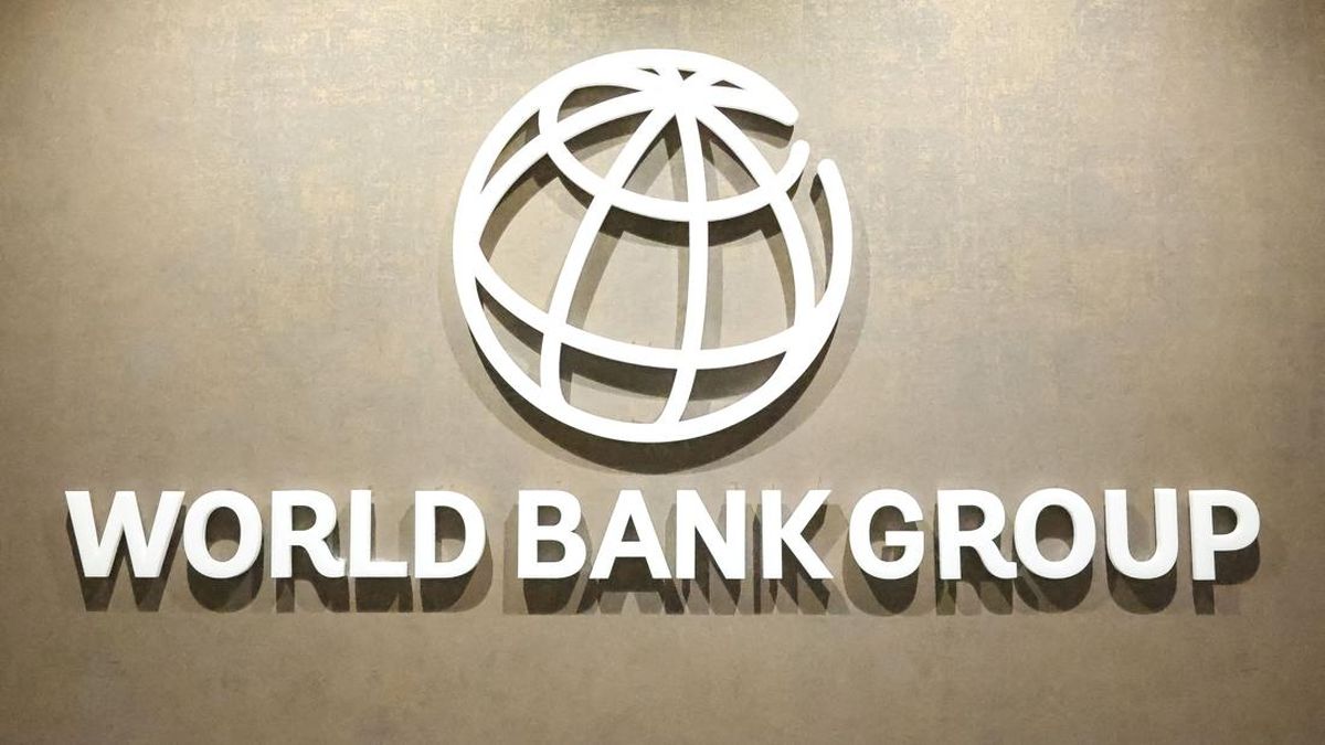 Bank Dunia Jembreng Angka Pekerja Kelas Menengah RI Sisa 7 Persen