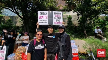 Zaskia Adya Mecca Turun ke Lokasi Demo, Bawa Bantuan Medis d