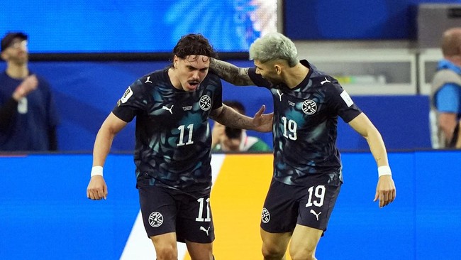 FOTO: AS Adidaya di Kampung Sendiri, Bantai Paraguay 4-1