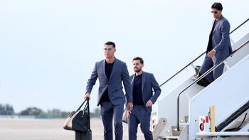 WEST PALM BEACH, FLORIDA - JUNE 12: Cristiano Ronaldo #7, Bernardo Silva #10 and Joao Cancelo #20 of Portugal arrive at Palm Beach International Airport ahead of the FIFA World Cup 2026 on June 12, 2026 in West Palm Beach, Florida.   Leonardo Fernand