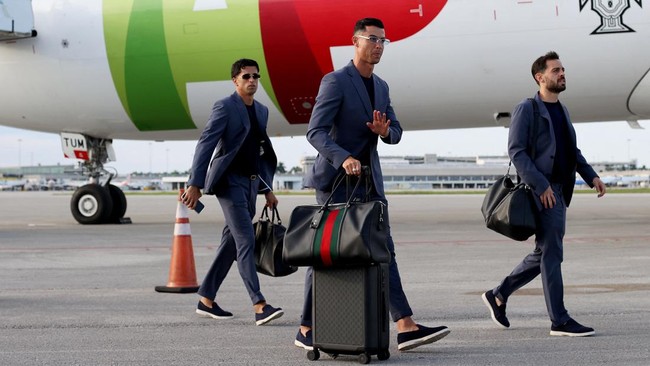 WEST PALM BEACH, FLORIDA - JUNE 12: Cristiano Ronaldo #7, Joao Cancelo #20 and Bernardo Silva #10 of Portugal arrive at Palm Beach International Airport ahead of the FIFA World Cup 2026 on June 12, 2026 in West Palm Beach, Florida.   Leonardo Fernand