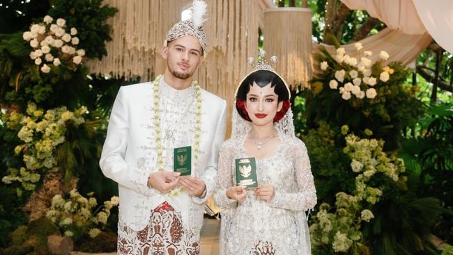 Di Balik Momen Bahagia Pernikahan, Jennifer Coppen Masih Dihantui Trauma Masa Lalu