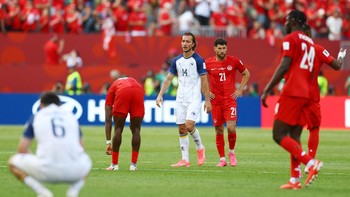 Soccer Football - FIFA World Cup 2026 - Group B - Canada v Bosnia and Herzegovina - Toronto Stadium, Toronto, Canada - June 12, 2026 Bosnia and Herzegovina's Ivan Sunjic and Canada's Jonathan Osorio react after the match REUTERS/Claudia Greco