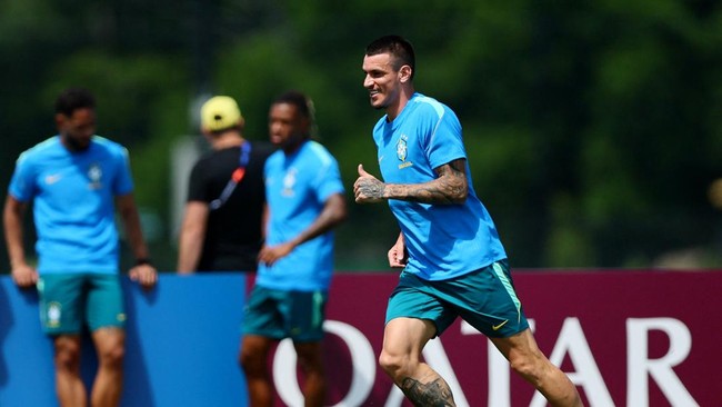 Soccer Football - FIFA World Cup 2026 - Brazil Training - Columbia Park Training Facility, Morristown, New Jersey, U.S. - June 12, 2026 Brazil's Roger Ibanez during training IMAGN IMAGES via Reuters/Caean Couto