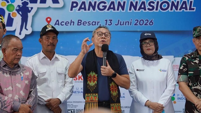 Menteri Koordinator Bidang Pangan, Zulkifli Hasan atau saat menghadiri kegiatan “Rembuk Tani Pupuk Indonesia” di Kabupaten Aceh Besar, Sabtu (13/6/2026).