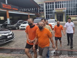 Polres Gresik Bongkar Jaringan Sabu dan Pil Koplo, 5 Pelaku Dibeluk