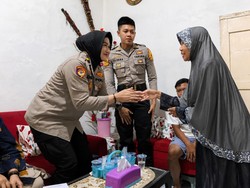 Kapolresta Malang Kota Ajak Taruna Akpol Jenguk Keluarga Korban Kanjuruhan