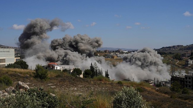 Israel Kembali Usir Warga dan Gempur Lebanon Selatan