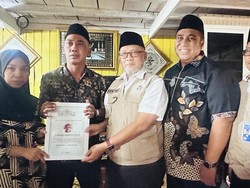 Jemaah Haji Asal Maros Wafat di Makkah, Menhaj Takziah ke Rumah Duka