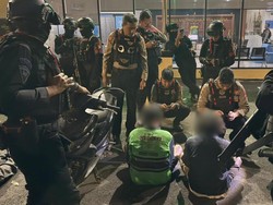 Polisi Amankan 4 Orang Diduga Pakai Narkoba Saat Patroli di Tanjung Priok
