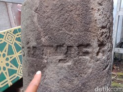 Batu Lingga Bertulis di Gumulan Klaten Mirip 2 Prasasti Temuan Belanda