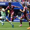 Soccer Football - FIFA World Cup 2026 - Group B - Qatar v Switzerland - San Francisco Bay Area Stadium, Santa Clara, California, U.S. - June 13, 2026 Switzerland's Dan Ndoye in action with Qatar's Homam Ahmed and Boualem Khoukhi IMAGN IMAGES via Reut