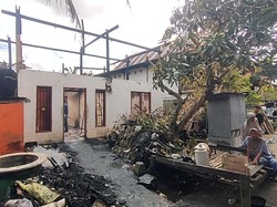Sedang Tidur, Kakek 70 Tahun di Polman Tertimpa Plafon Saat Rumah Terbakar