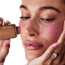 7 Tips Memakai Cream Blush Agar Tidak Patchy dan Terlihat Natural