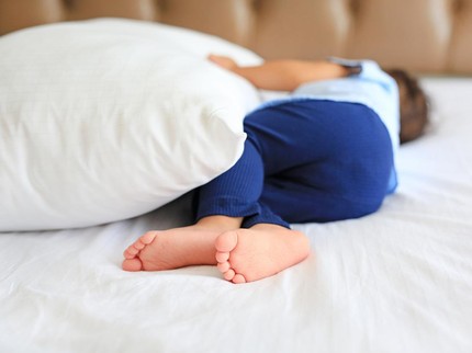 Anak Usia 5 Tahun Masih Ngompol di Malam Hari, Normalkah?