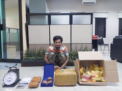 Bareskrim Polri Gagalkan Paket Mi Instan Isi 5,2 Kg Ganja di Malang
